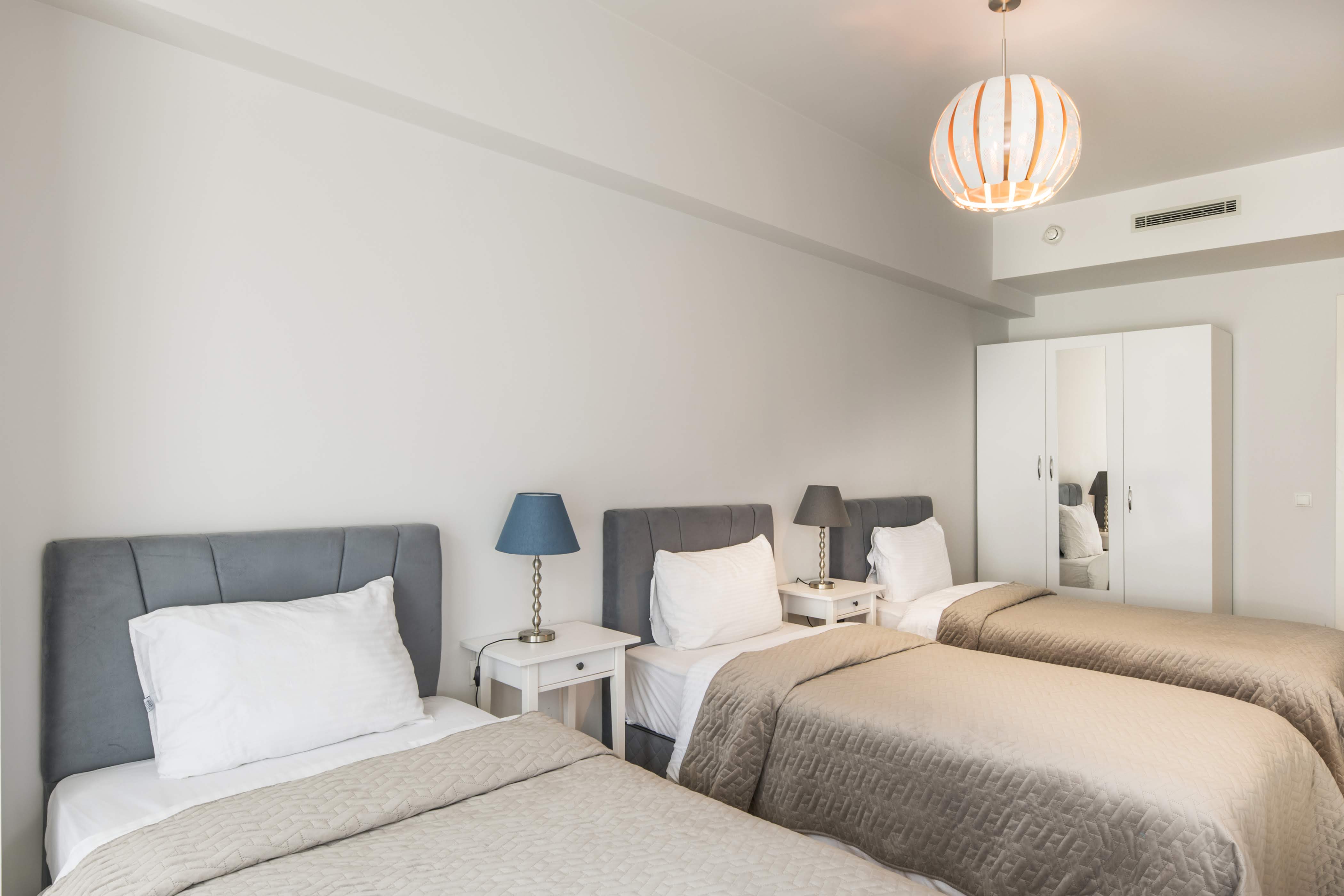3 Bedroom Family Suite - Image 22